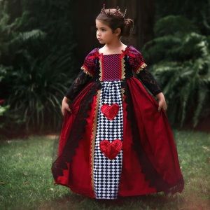 TRISH SCULLY Queen of Hearts Costume